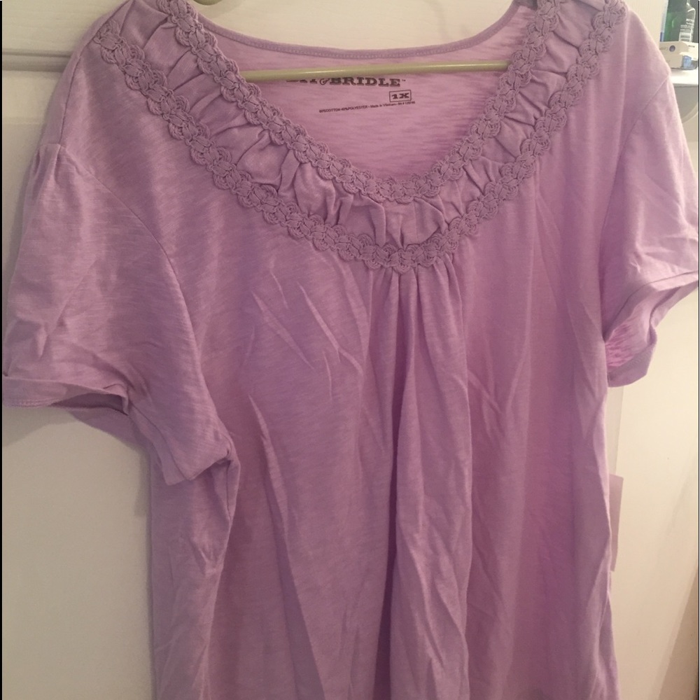 Women’s short sleeve shirt